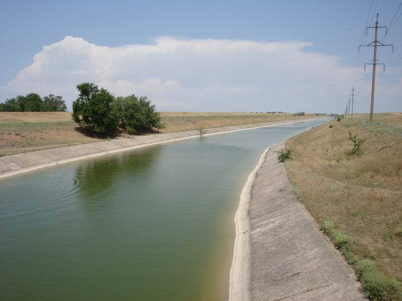 The Armenian government plans to irrigate the lands of the Ararat  valley with the waters used by the fish farms of the region